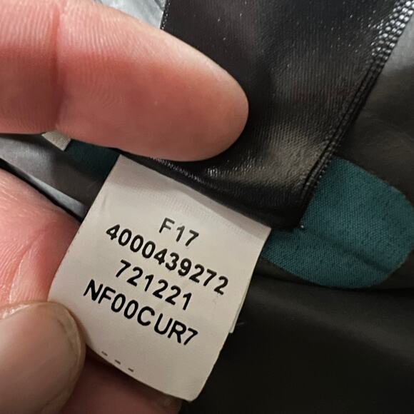 The North Face Jacket Womens Large Gore-Tex All Weather Proof Green Hooded Rain - Picture 8 of 12